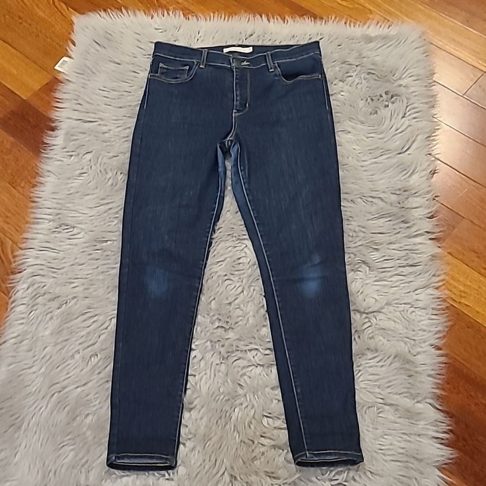 Levi's 720 super high rise skinny dar8 blue jeans Size 28‎